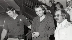 Giải Mã Vụ Án Ted Bundy: Sát Nhân Hàng Loạt Thông Minh Và Đẹp Trai Nhất Lịch Sử